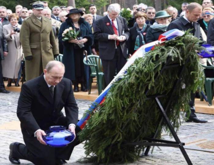 不愧是战斗民族!90名伞兵对战2500名叛军,血战3天3夜牺牲84人