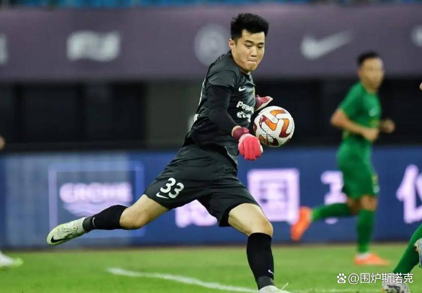 李昊两度被洞穿！浙江2-0轻取青岛西U23亚洲杯_U23亚洲杯直播_赛事直播LIVE海岸郑智首秀遭失利