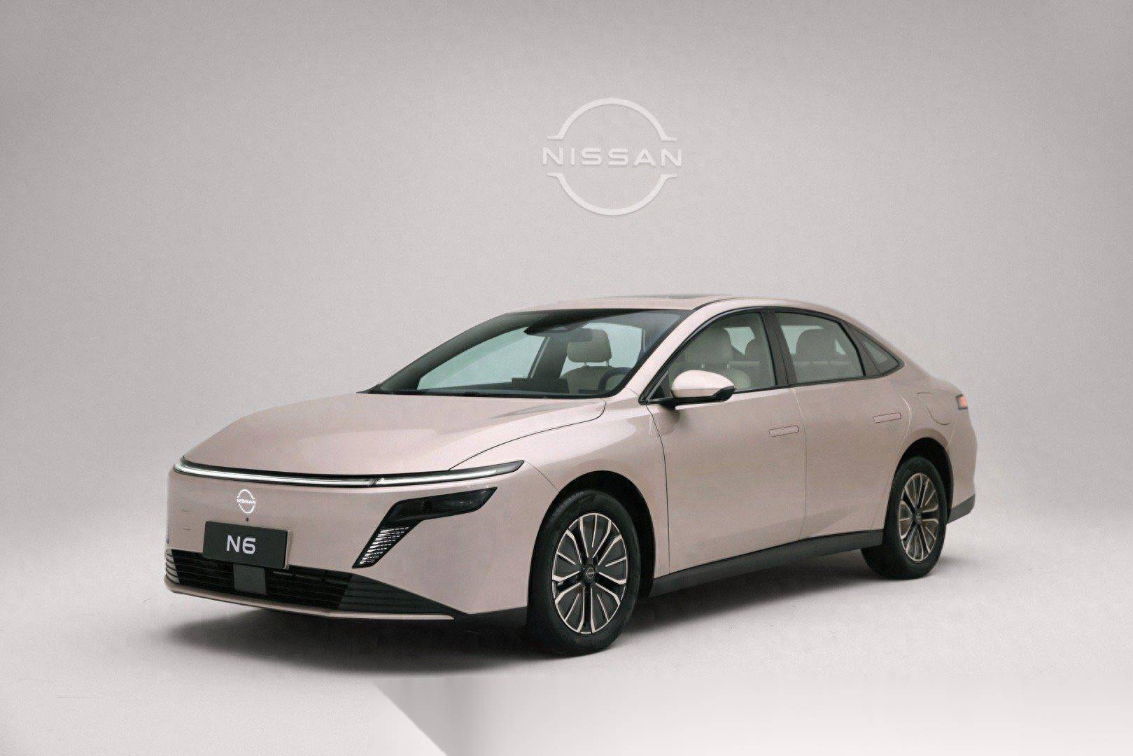 适合上班族开的三款车质量靠谱安全系数高开着倍有面子(图1)