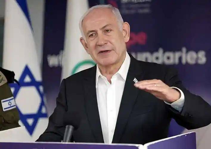 伊朗被逼到墙角，以色列防长摊牌：无需批准，即可打击“任何伊朗高级官员”！