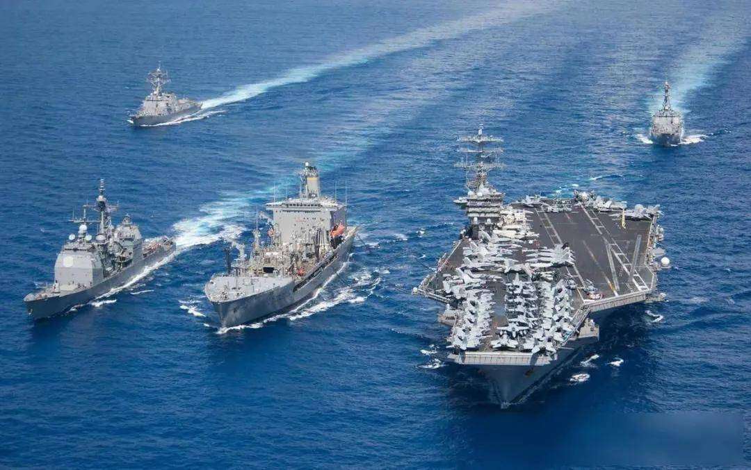 美伊谈判前夜突发！美军封锁伊朗港口引爆中东，伊朗导弹锁定第五舰队