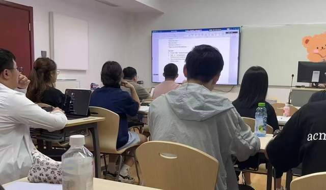 乐鱼体育- 乐鱼体育官网- APP世界杯指定平台深圳留学机构科普：选对专业和选对学校一样重要