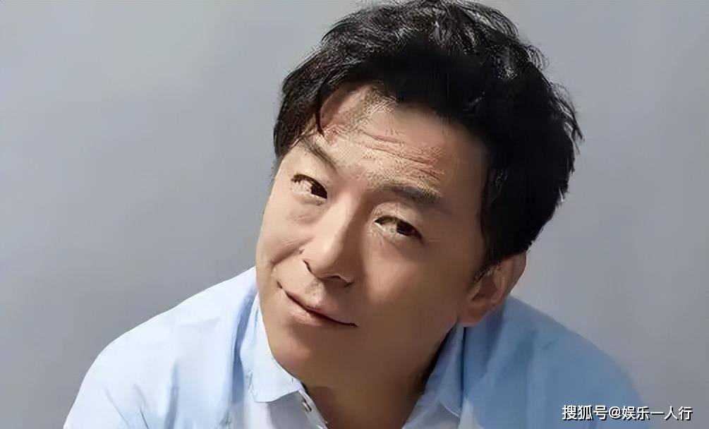 钱多有什么用！51岁百亿影帝黄渤现状曝光，暗示了他当初的那句话