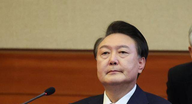 7月2日：韩国政坛接连曝出惊天大瓜尹锡悦被判无期还不到半年夫人金建希又再获刑七年