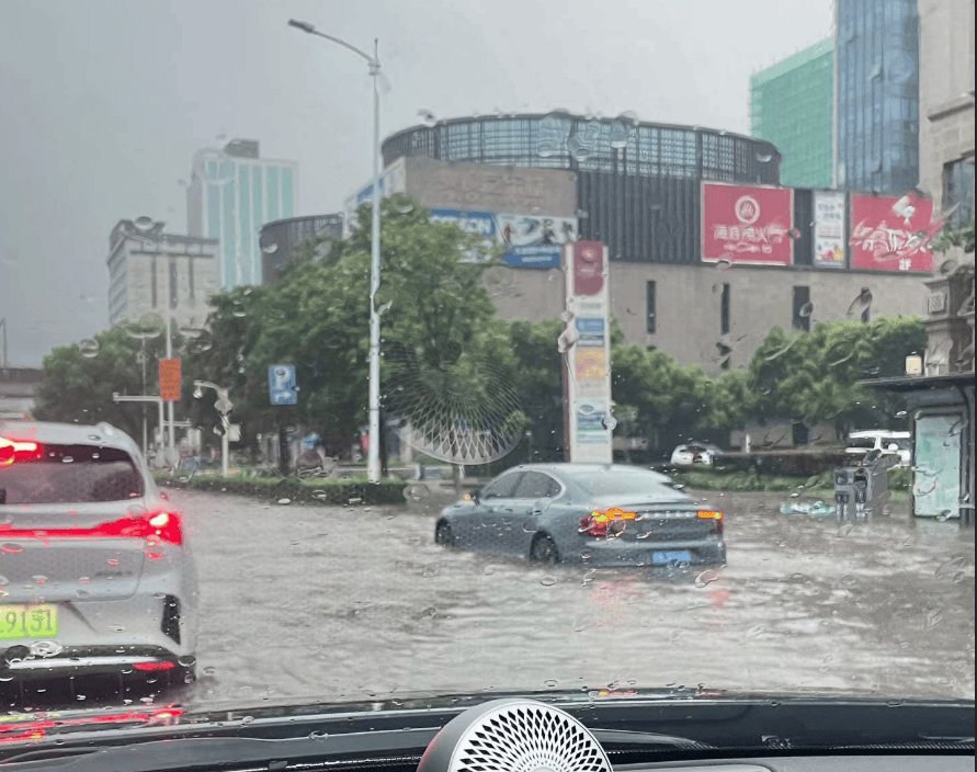台风过后,汽车的“低频能力”还算伪需求吗?