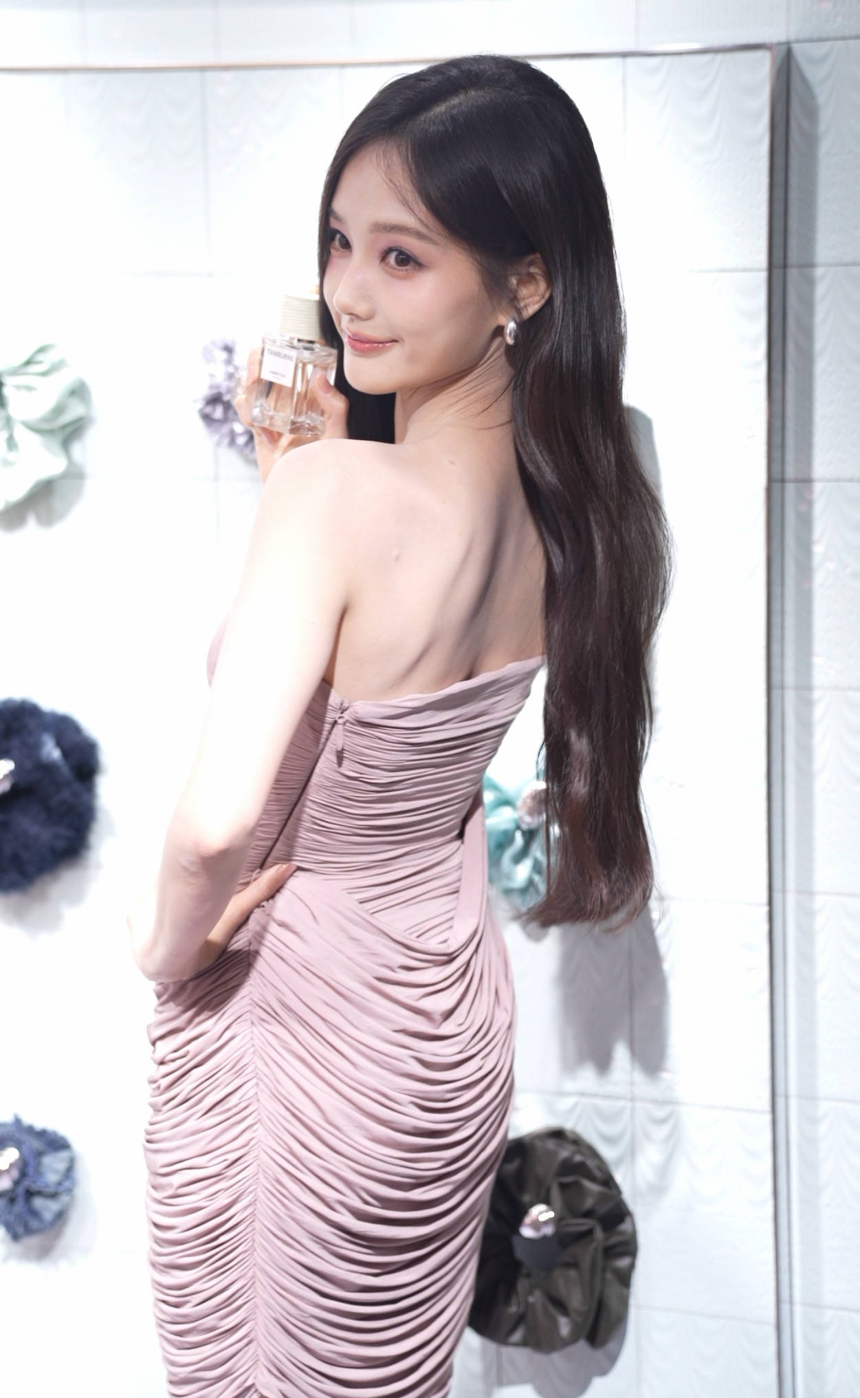 a3907461796d8edaed4126cb58ecabc0.jpg