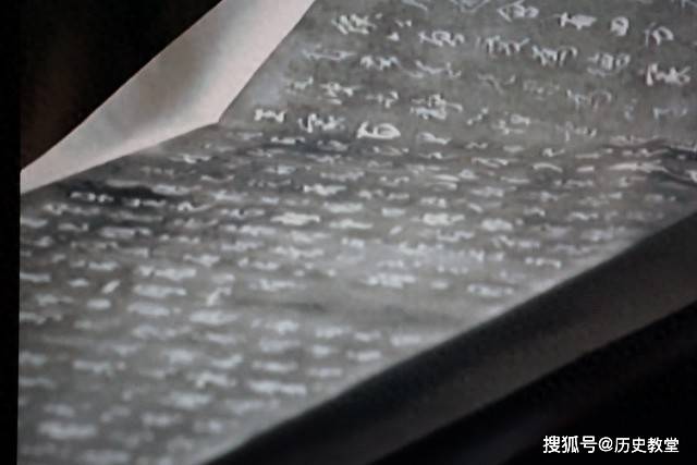 
        “母”字中间这两点，到底指什么？真相其实很简单