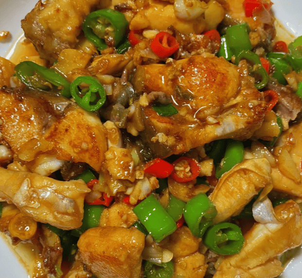 赣南特色炒鱼片，薯粉上浆大火快炒锁住鱼肉鲜甜