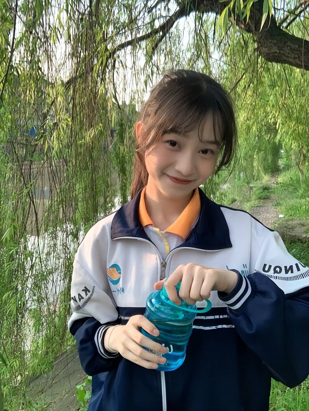 医生提醒,女儿几岁来月经最好?家长要清楚