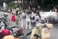 女生忘带准考证错过高考 母亲痛哭