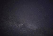宇宙中的万物都是假的？我们看到的星空，其实是几千万年前的景象