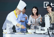 京东正式发布七鲜大厨，“家庭健康膳食执行官”来了