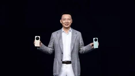 孟子义黑天使造型