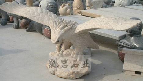 石雕雄鹰 展翅凌云 大展宏图