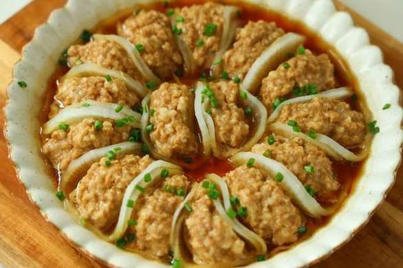 小猫误入洗衣机转了55分钟3000转