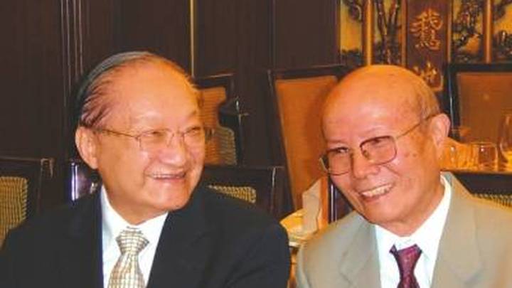 金庸诞辰百年,你看过他的小说吗?