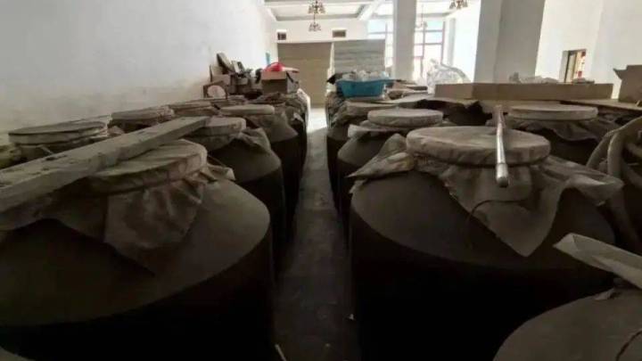 泸州居民在自家门市储存10吨53度白酒,应该判为重大火灾隐患吗?