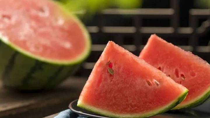隔夜的西瓜,你还敢吃吗?