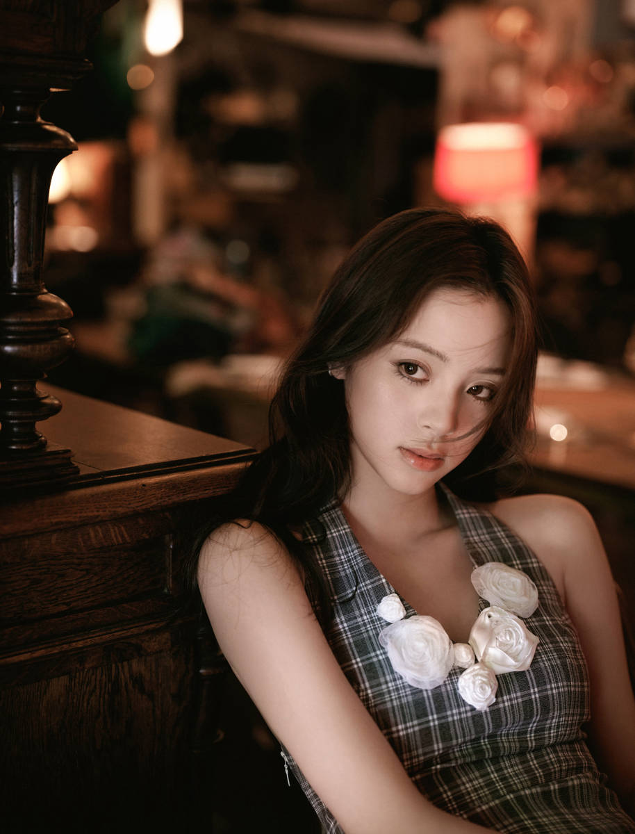 欧阳娜娜的身材写真 e26ee4648dad481096691a7b0859c555.jpeg