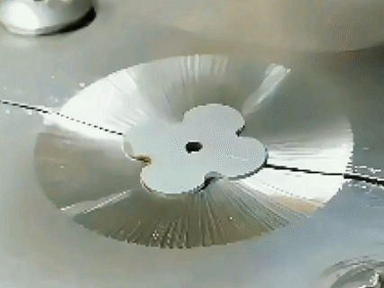 ����ű�2024ʥ������Ҷ��حƴɫ���� ҫĿ����