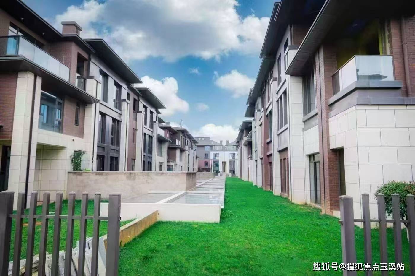 金年会- 金年会体育- 官方网站子君山麓城昆明别墅市区通勤30小时环境优美-房价-户型-小区图片请咨询营销中心