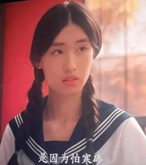考古 | 冯小刚养女和徐帆越长越像！高颜值气质优雅，被曝将在娱乐圈出道