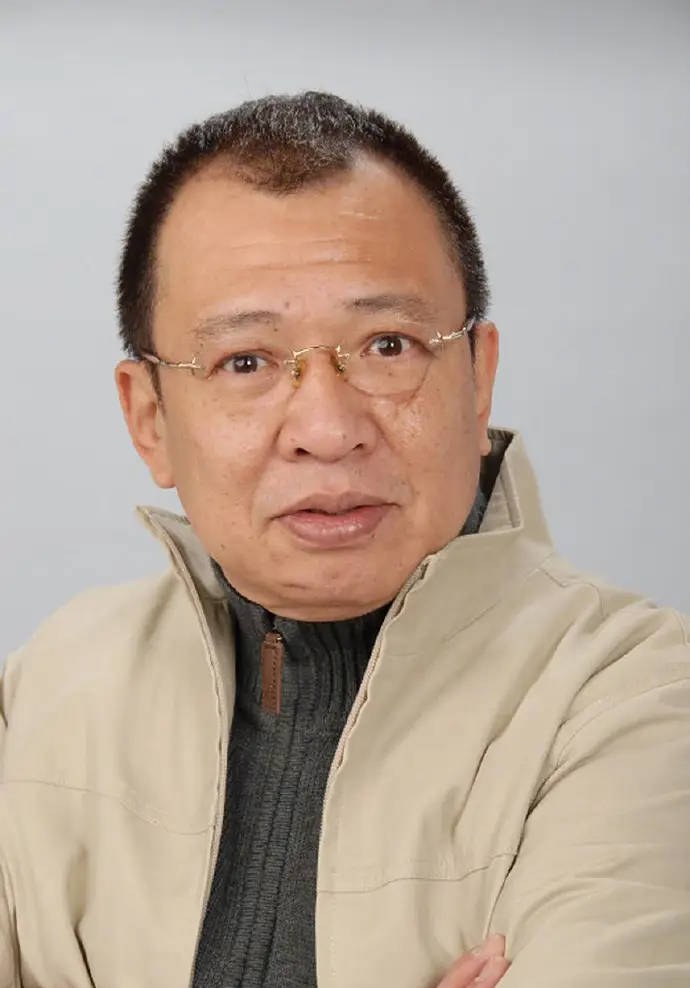 76岁许绍雄被曝病危入院 苗侨伟戚美珍等人前往医院探望