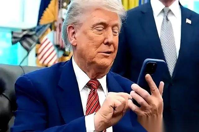 原创             老美那边,突然有点急眼了。 直接砸了8000亿美金,不是去搞芯片,也不是去造飞机