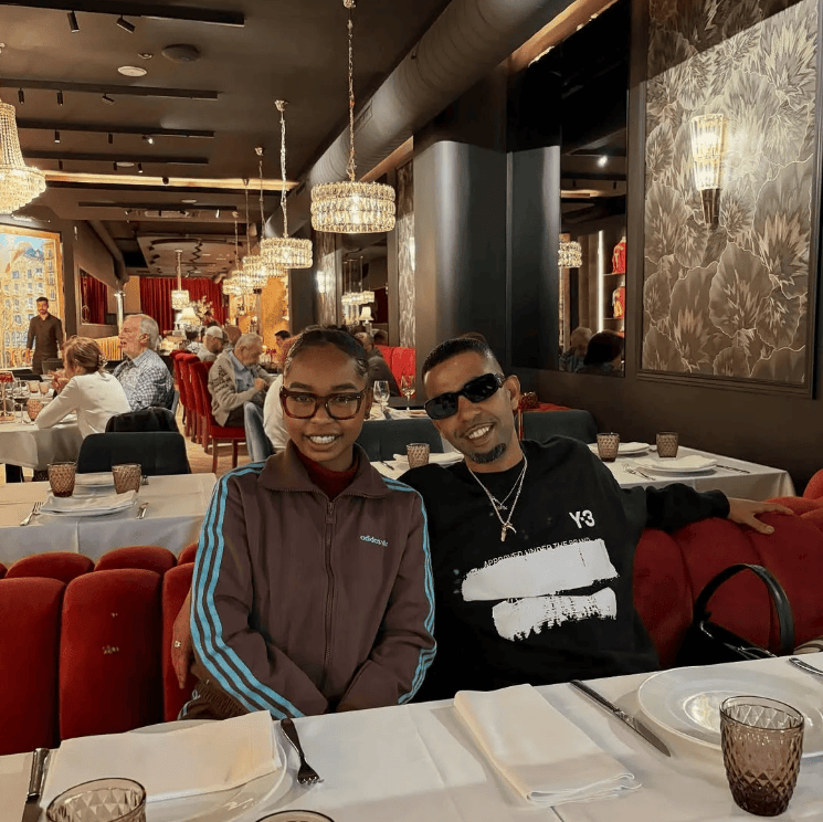 西媒:亚马尔父亲疑似订婚 女方仅比亚马尔大5岁