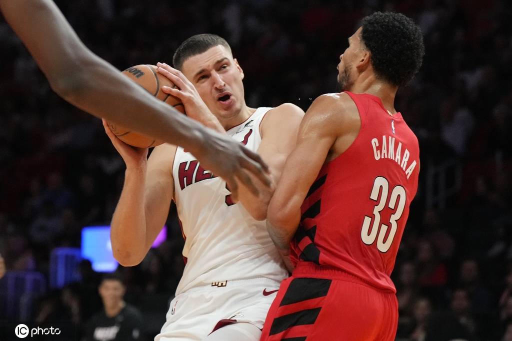 杨瀚森DNP阿夫迪亚33+11+8 开拓者不敌热火