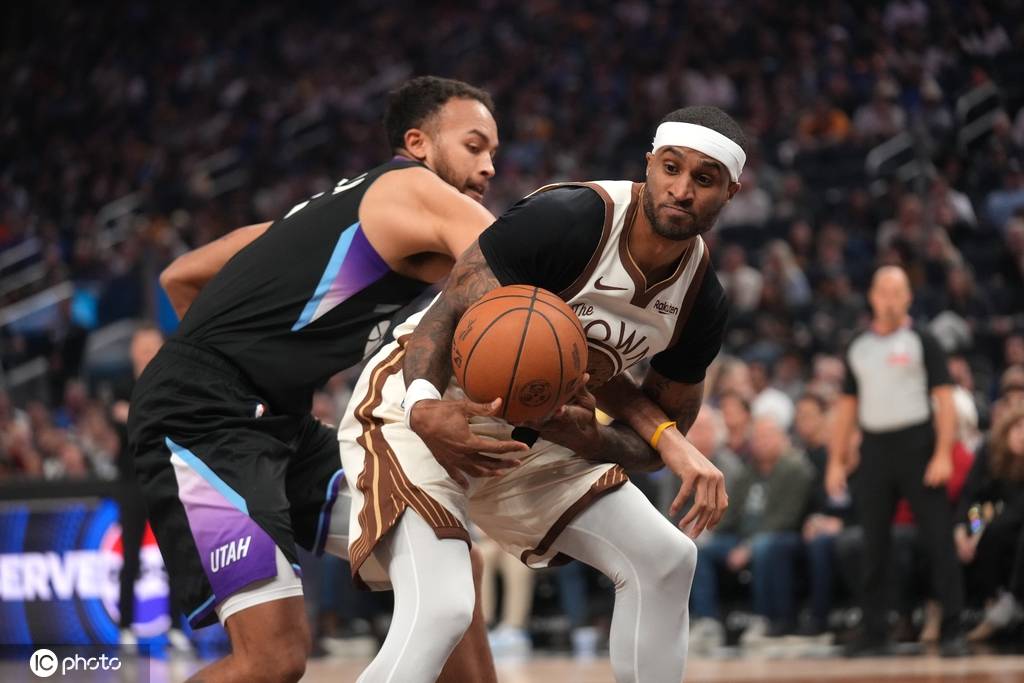 库里31分巴特勒18+6+7 勇士击退爵士终结三连败