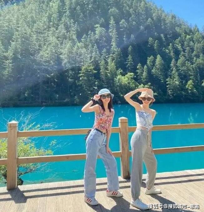 来四川九寨沟乐山都江堰熊猫基地6日游需看攻略四川六日游品质纯玩报团游攻略防坑必备！！【OKX 哈希游戏】区块链加密游戏玩法教程，新手必看！