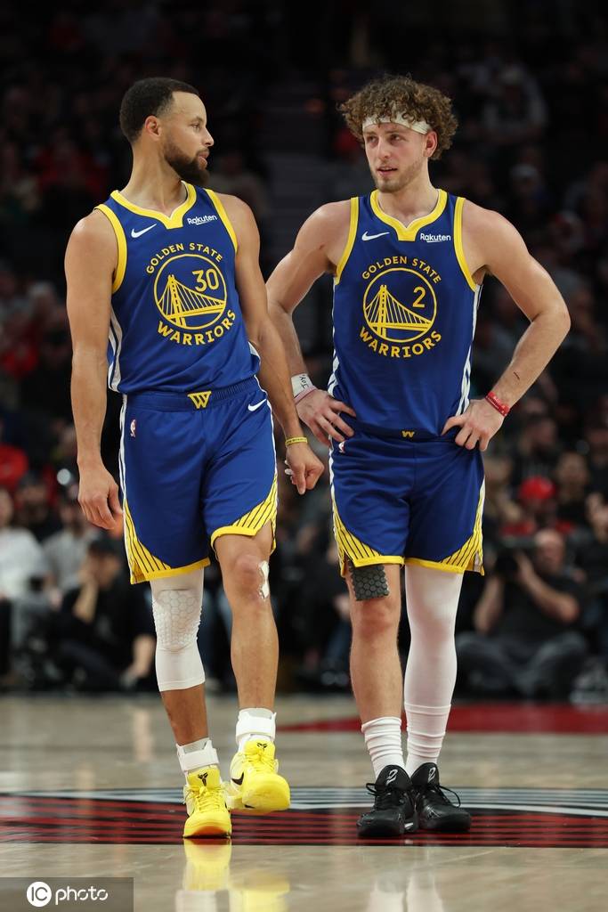 库里拿高分不再等于胜利 勇士这轮衰退谁该负主责?