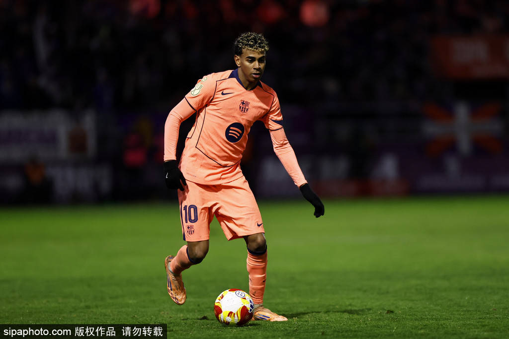 观战台:利物浦拼热刺+切尔西战纽卡 曼城巴萨冲七连胜