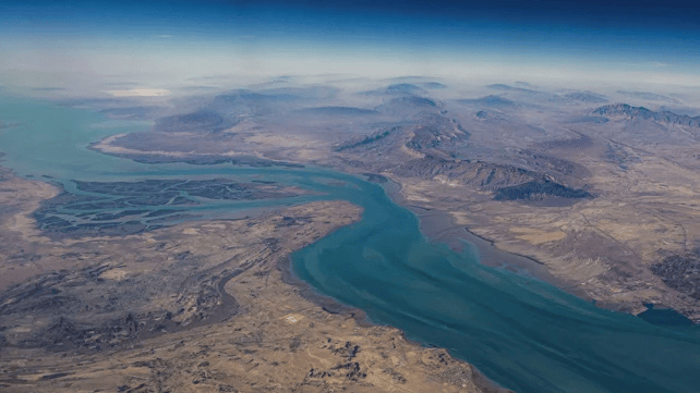 以媒：美国正为控制霍尔木兹海峡集结兵力