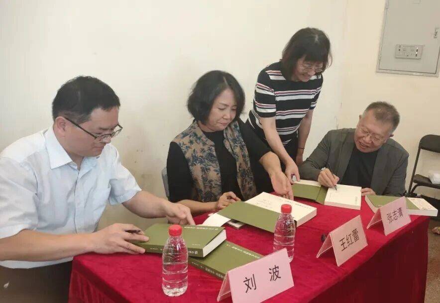 读者签售互动环节.jpeg