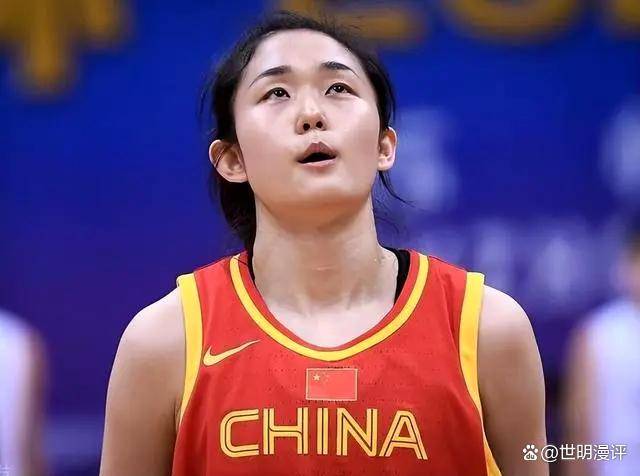 六大前锋各怀绝技，中国女篮将奋力冲击巴黎奥运会冠军