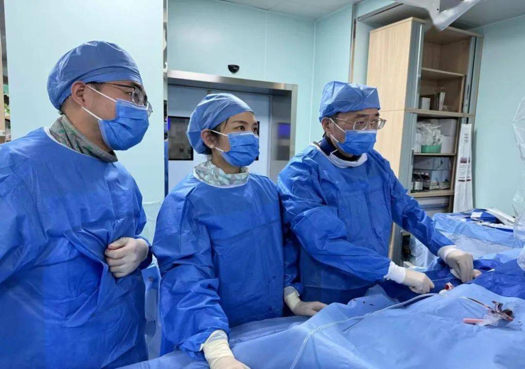 【朝医话端午】心脏中心端午节单日完成30余台介入手术