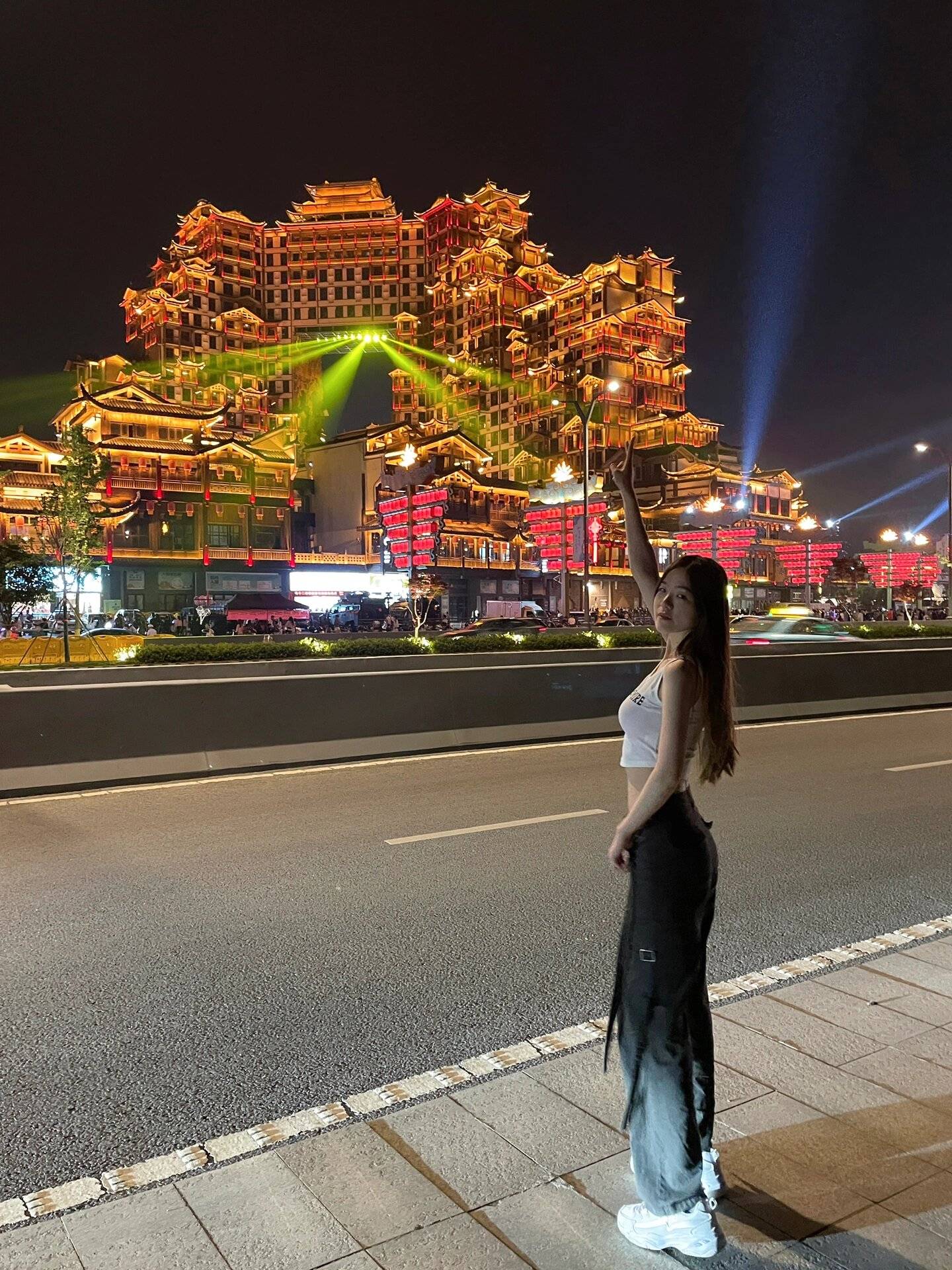 张家界旅游4天三晚价格多少？这里有最新价格！