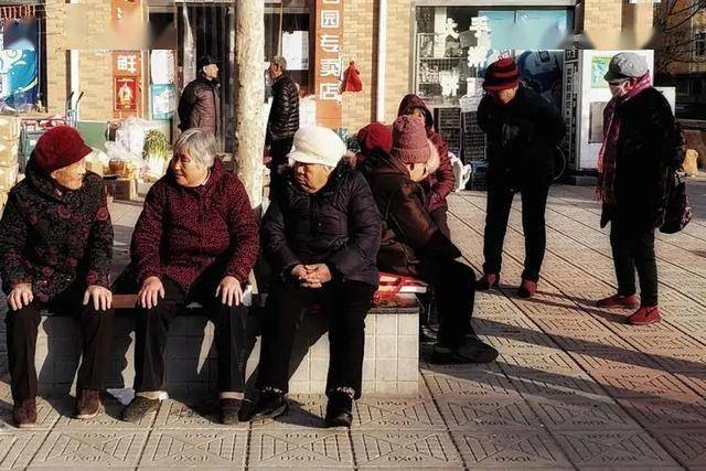 医生多次强调:气温下降,老年人晨练时一定留心,这 3 件事要警惕 医生多次强调:气温下降,老年人晨练时一定留心,这 3 件事要警惕