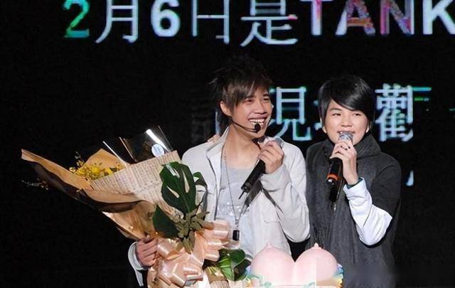 歌手tank创造历史!完成亚洲首例心肝移植,曾因绝望6天写10首曲