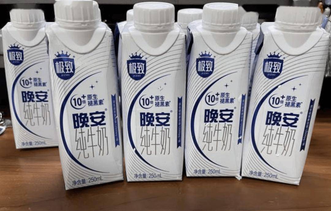 “含10倍褪黑素”的晚安牛奶，真的能催眠吗？