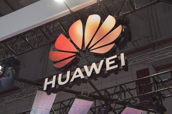 iPhone 17强敌环伺！外媒盘点将发布的七大国产旗舰
