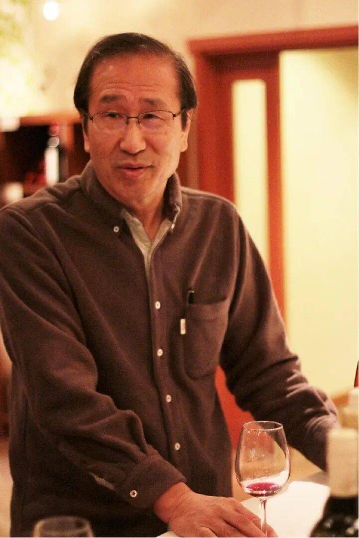 史上最强打工人：老板布置的杂活，被他干成了诺贝尔奖！