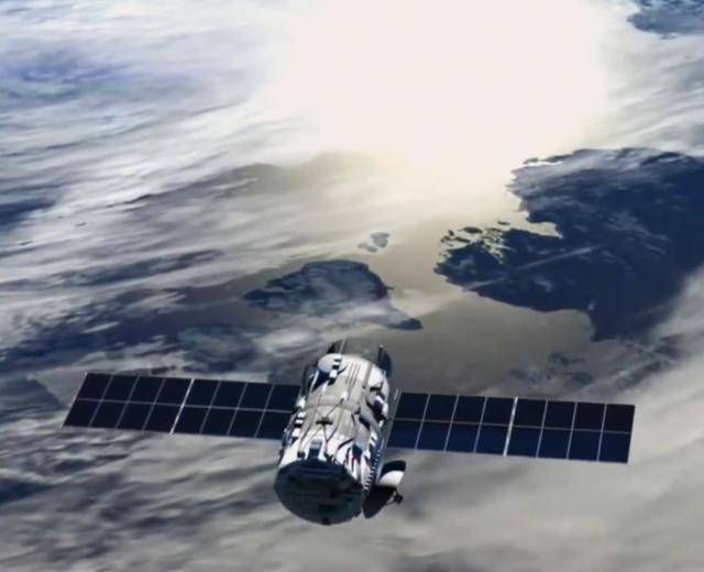 太空碎片威胁升级,神舟二十号飞船遭撞击,6名航天员能否长驻?