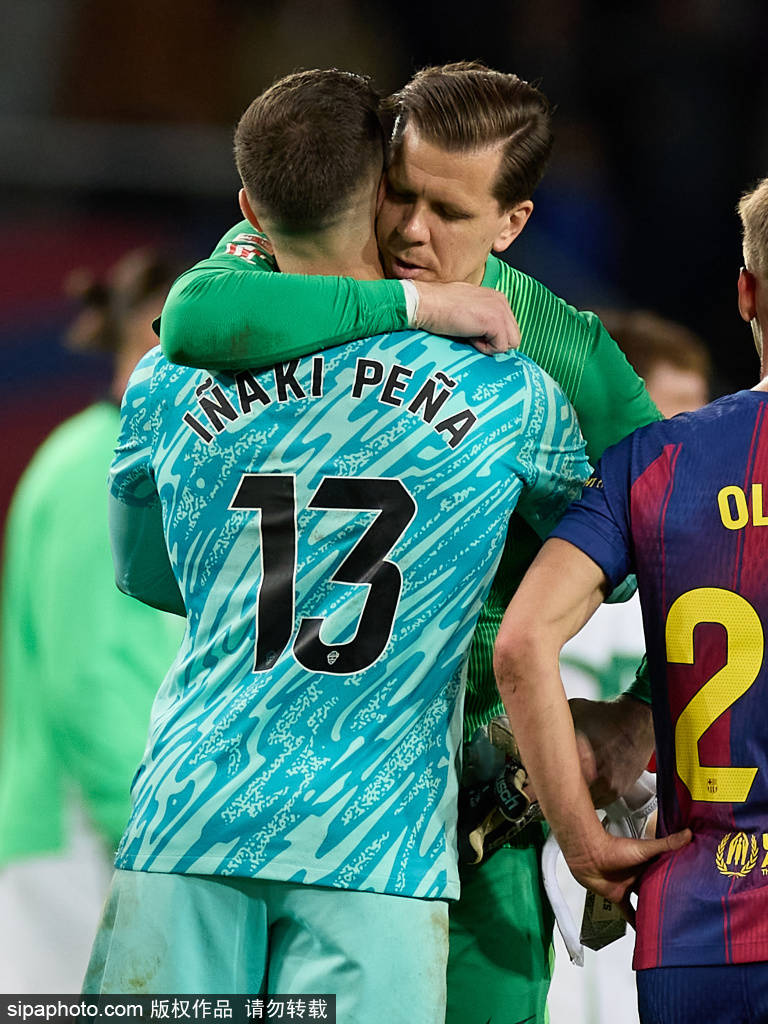 西甲积分西班牙足球甲级联赛榜：皇马战平仍领跑巴萨火力全开紧随其后马竞稳居第四