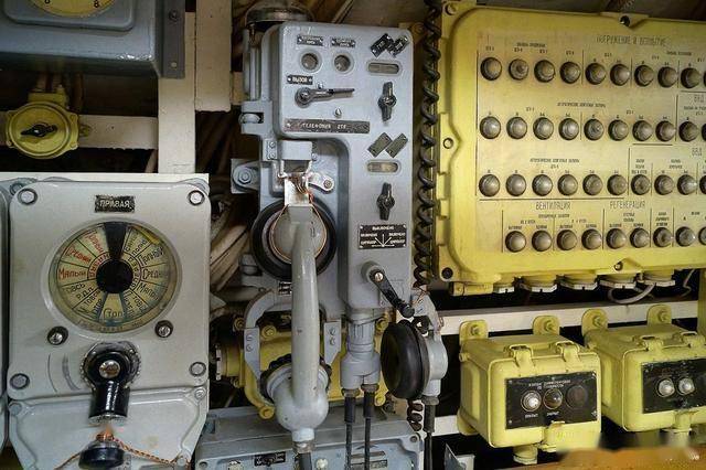 从战场到博物馆：641Б型潜艇“新西伯利亚共青团员”观光记