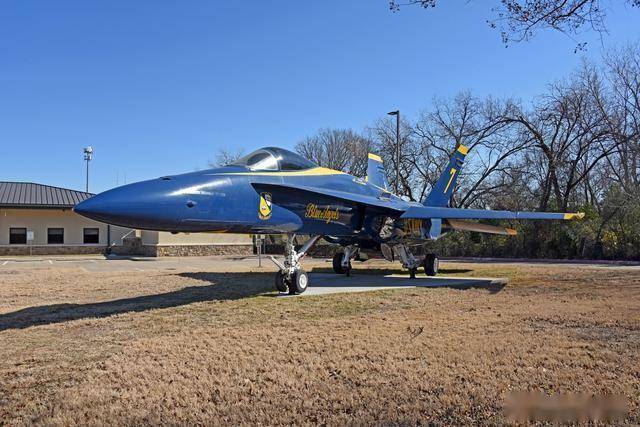 从弃子到全能王：麦道F/A-18“大黄蜂”的逆袭之路