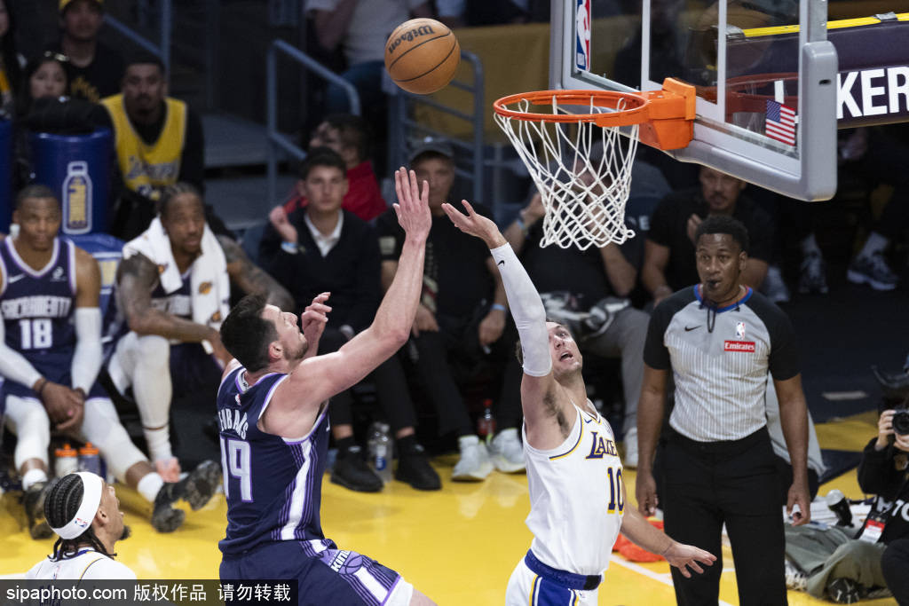 神迹之夜！东契奇60分狂飙，詹皇里程碑助湖人8连胜