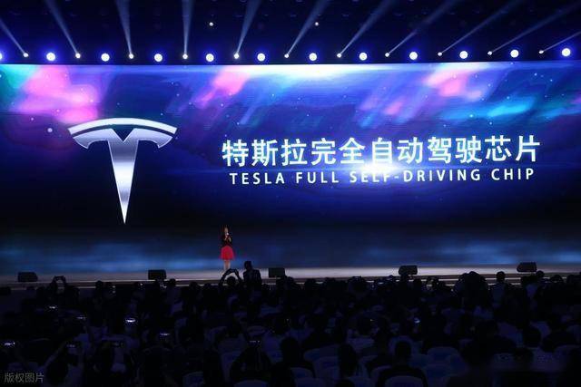 特斯拉AI6芯片流片倒计时!马斯克官宣年底完成自动驾驶再突破(图1)